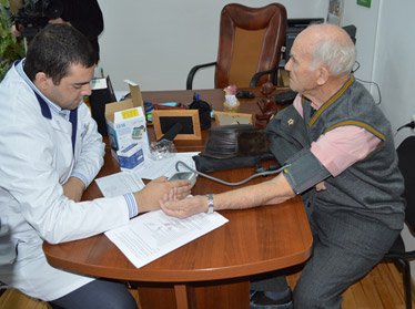 В Узбекистане стартует масштабная акция по бесплатному медосмотру ветеранов и тружеников тыла