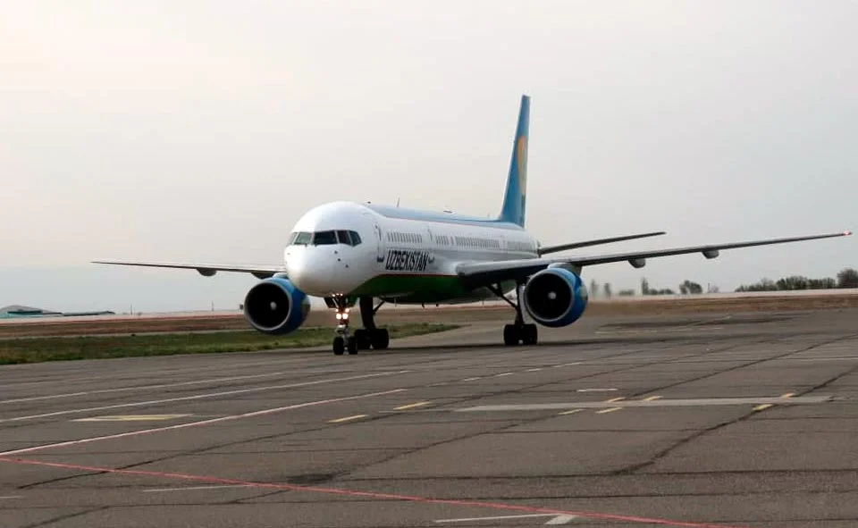 Резиновые самолеты. Узбекистанцы пишут, что билеты на рейсы в Россию уже забиты на полгода вперед  