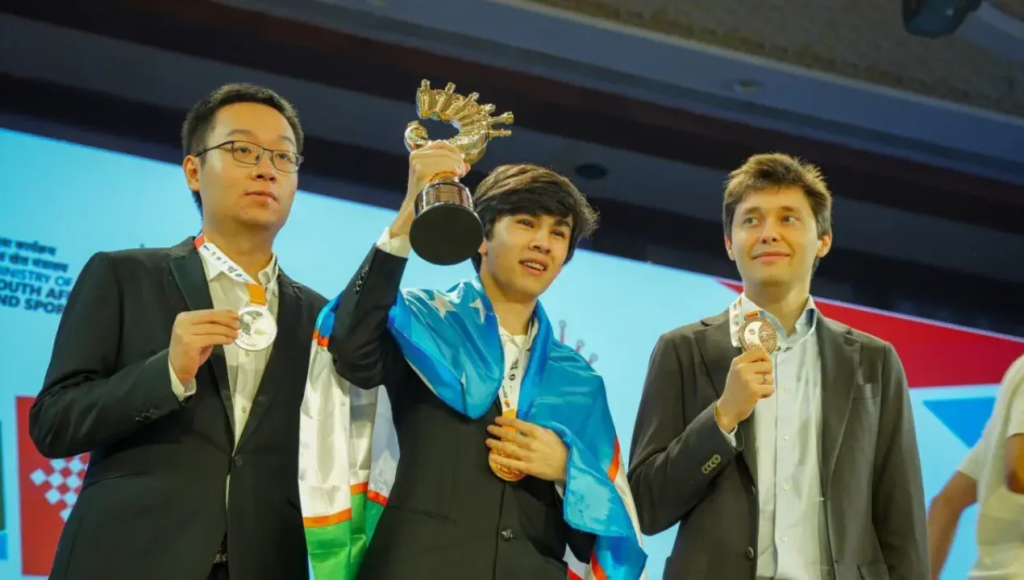 Жавохир Синдаров заслужил звание и квартиру