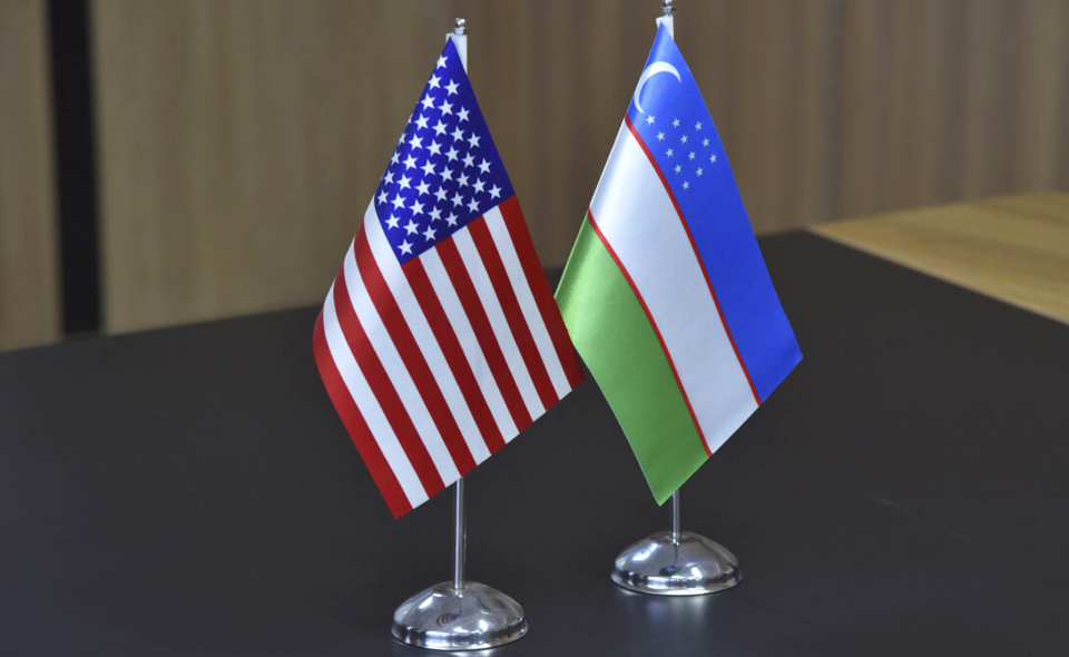 Помощник министра обороны США провел переговоры с властями Узбекистана 