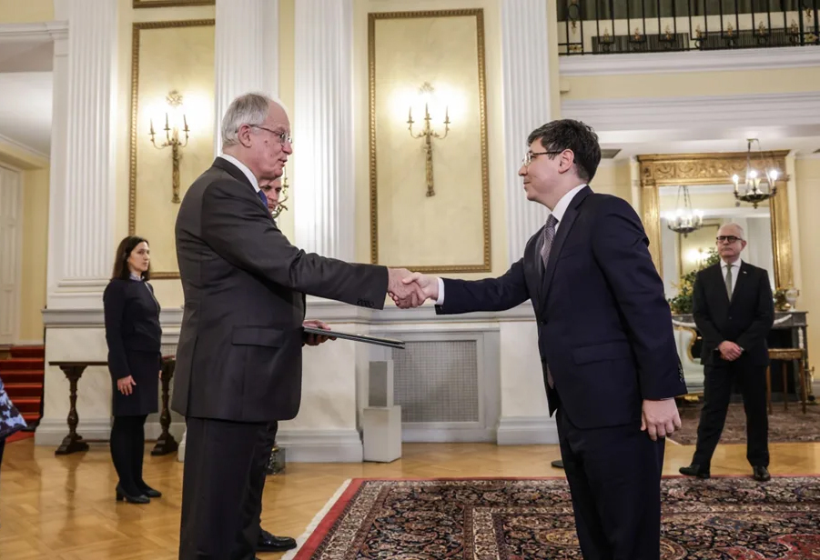 Посол Узбекистана приступил к миссии в Греции