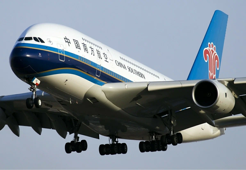 Одна из крупнейших китайских авиакомпаний планирует запустить рейсы между Пекином, Гуанчжоу, Ташкентом и Самаркандом