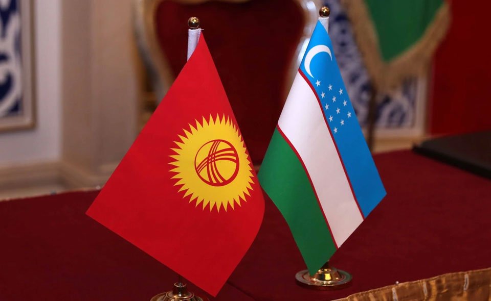Мирзиёев пригласил президента Кыргызстана посетить Узбекистан 