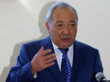 Президент Федерации футбола Узбекистана раскритиковал журналистов и «Бунёдкор»