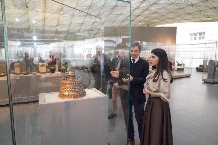 Выставка артефактов из Узбекистана пройдет в Лувре в течение пяти месяцев – Саида Мирзиёева