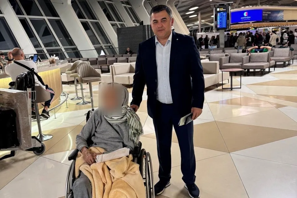 Узбекистанка, много лет скитавшаяся по Азербайджану без документов, вернулась домой с помощью дипломатов