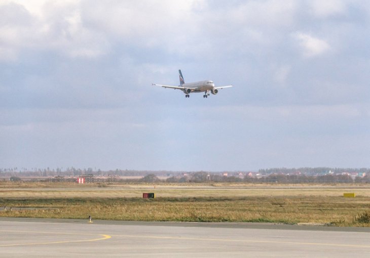 В Самаре экстренно приземлился самолет, летевший из Петербурга в Наманган