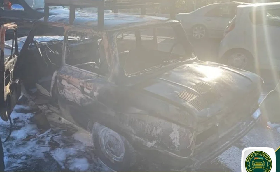 В Ташкенте в результате ДТП сгорел "Запорожец"