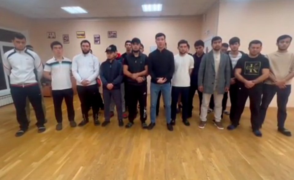 Узбекские студенты, обучающиеся в Курском медуниверситете, обратились к Мирзиёеву. Они просят перевести их учебу в вузы Узбекистана 