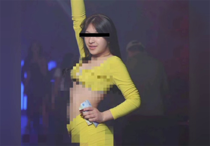 Андижанскую школьницу отправили в соцучреждение за откровенные танцы в ночном клубе. Фото Андижанскую школьницу отправили в соцучреждение за откровенные танцы в ночном клубе. Фото