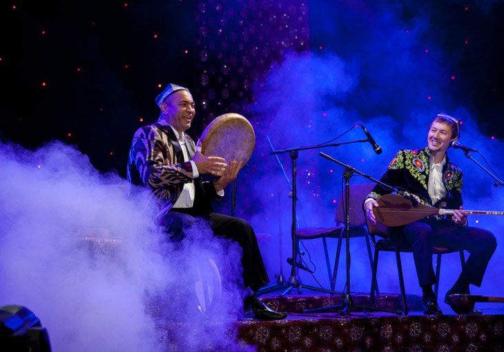 Узбекские артисты зажгли на открытии международного фестиваля в Азербайджане 