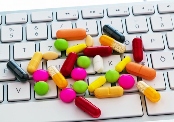 В Узбекистане создадут сайт и приложение для поиска и покупки лекарств в режиме онлайн