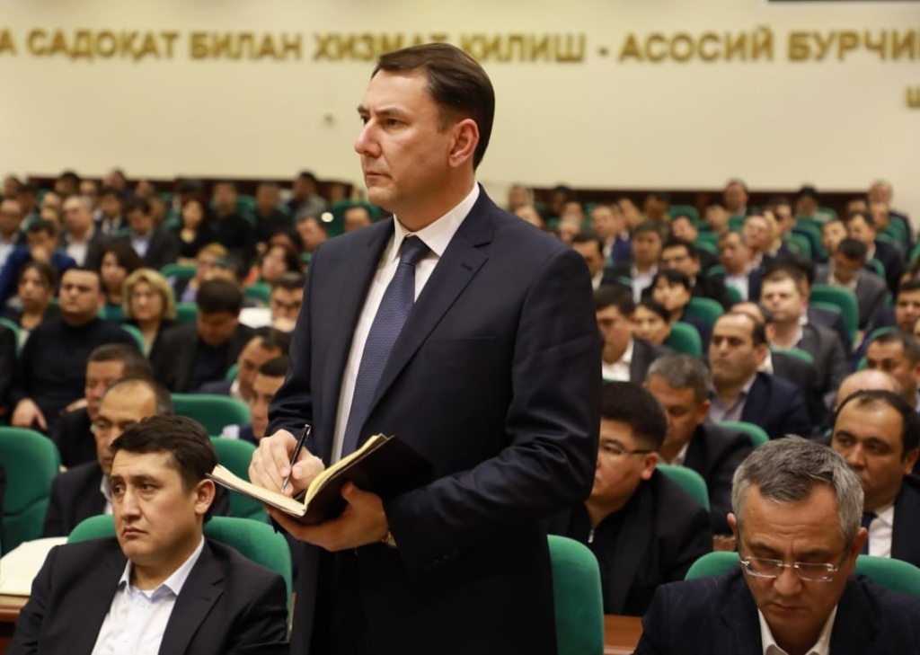 Даврон Султанов временно заменит первого замминистра здравоохранения