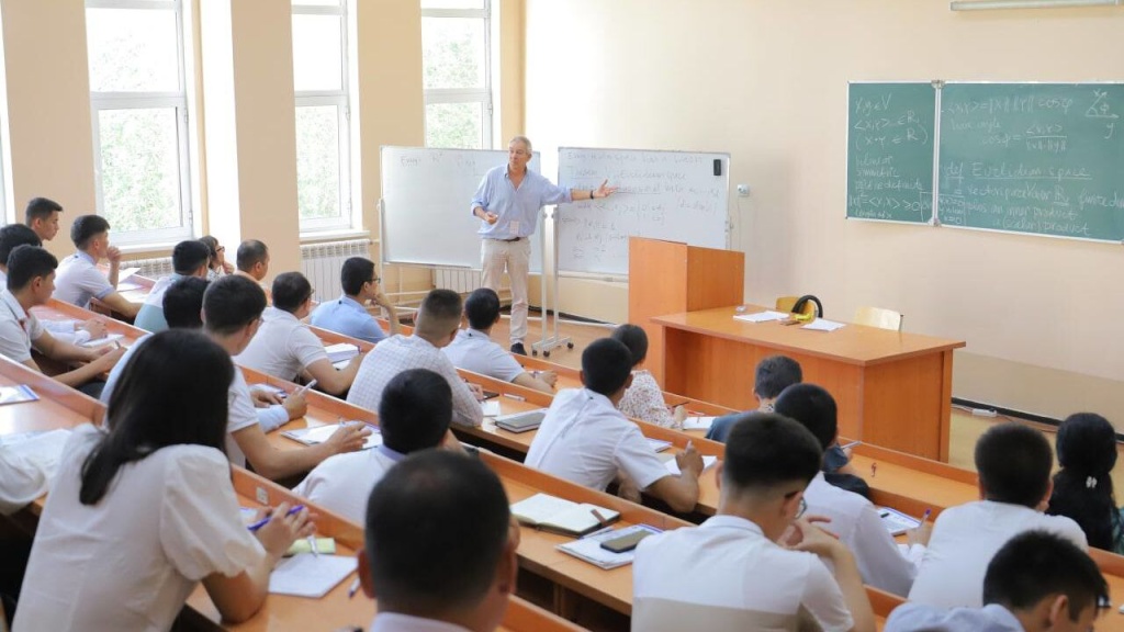 В Узбекистане за пять лет стало в два раза больше студентов