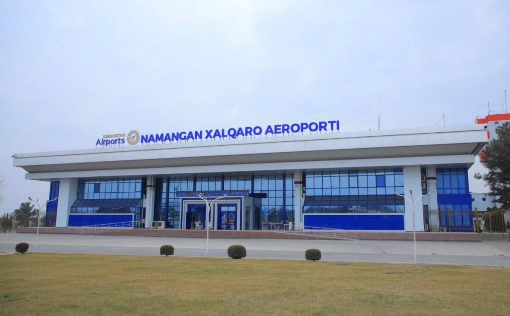 220 пассажиров не смогли вылететь из Москвы в Наманган. Авиакомпания "Ямал" продала билеты на неразрешенный рейс 