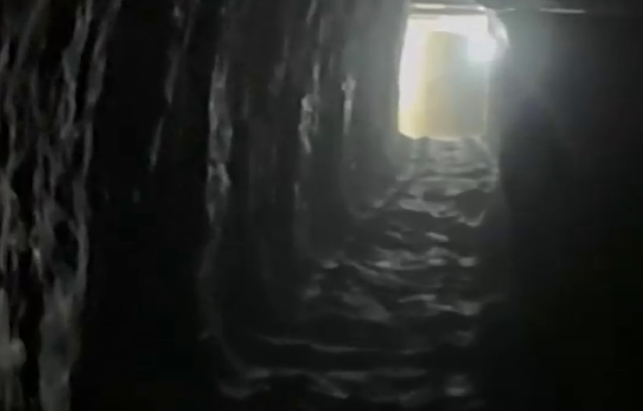 На границе прикрыли тоннель контрабандистов, которые поставляли в страну некачественные индийские лекарства На границе прикрыли тоннель контрабандистов, которые поставляли в страну некачественные индийские лекарства