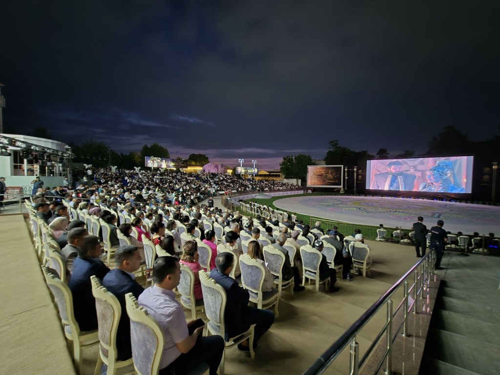 Живая история. В Самарканде состоялась премьера фильма "Ялангтуш Бахадур"