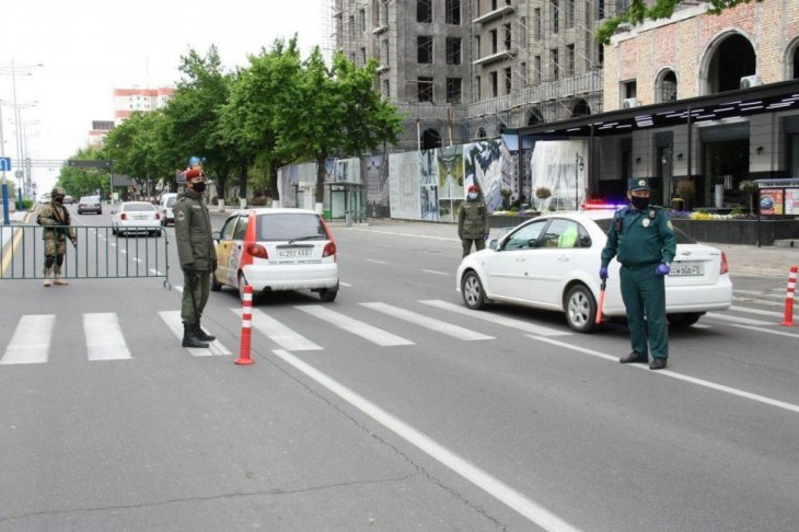В Ташкенте появились посты ДПС. Полномочны ли их сотрудники останавливать граждан, задавать им вопросы, следить за передвижениями, изымать велосипеды?  