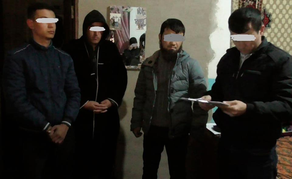 Лица беды. В Сурхандарье задержаны члены экстремисткой ячейки, которые собирали деньги для боевиков в Сирии   
