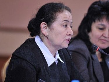Заместитель премьер-министра подвергла критике уровень узбекских клипов и неподобающее поведение певиц