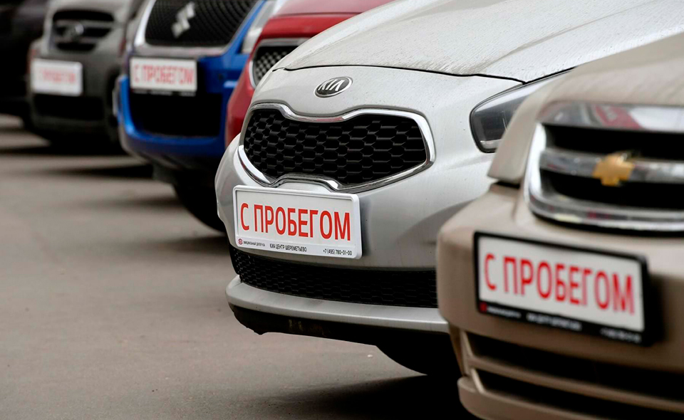 Россияне активно скупают подержанные автомобили в Узбекистане и Казахстане 