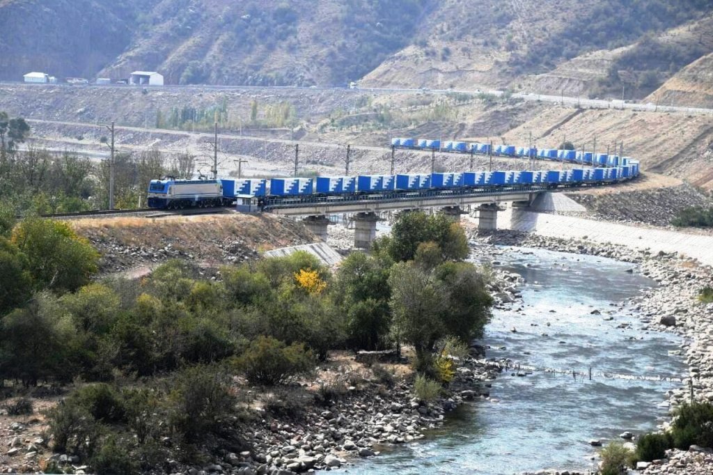 ТЭО проекта строительства ж/д "Узбекистан-Кыргызстан-Китай" будет готово к 1 июня