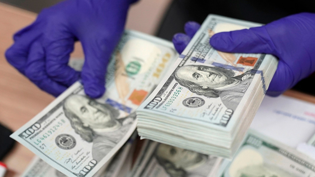 Только с начала года таможенники пресекли 50 попыток вывоза валюты  