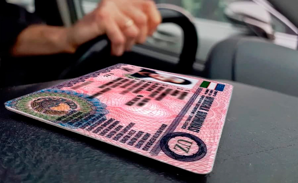 В Узбекистане планируется отменить требование по обязательной сдаче экзамена при восстановлении утерянных водительских прав 