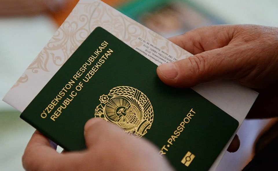 Иметь узбекский и иностранный паспорта не является нарушением закона - МВД