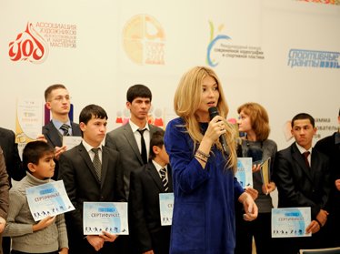 Фонд Гульнары Каримовой отчитается о работе за год 