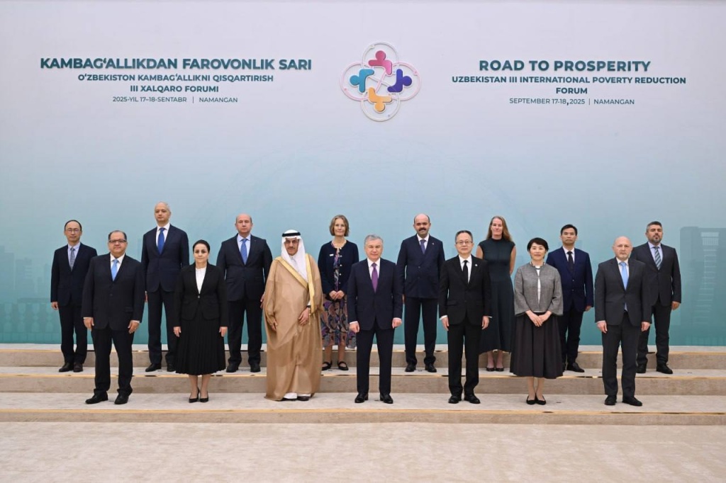 Мирзиёев провел встречи с представителями международных банков для привлечения инвестиций в инфраструктуру и частный сектор