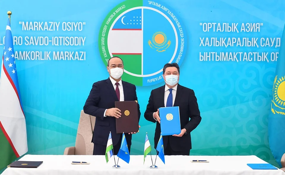 На границе Узбекистана и Казахстана началось строительство Международного центра торгово-экономического сотрудничества "Центральная Азия"