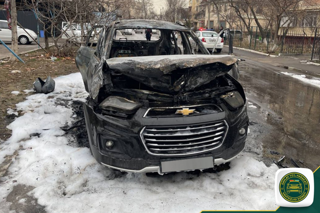 В Ташкенте сгорела "Каптива", правоохранители устанавливают причину возгорания. Видео  