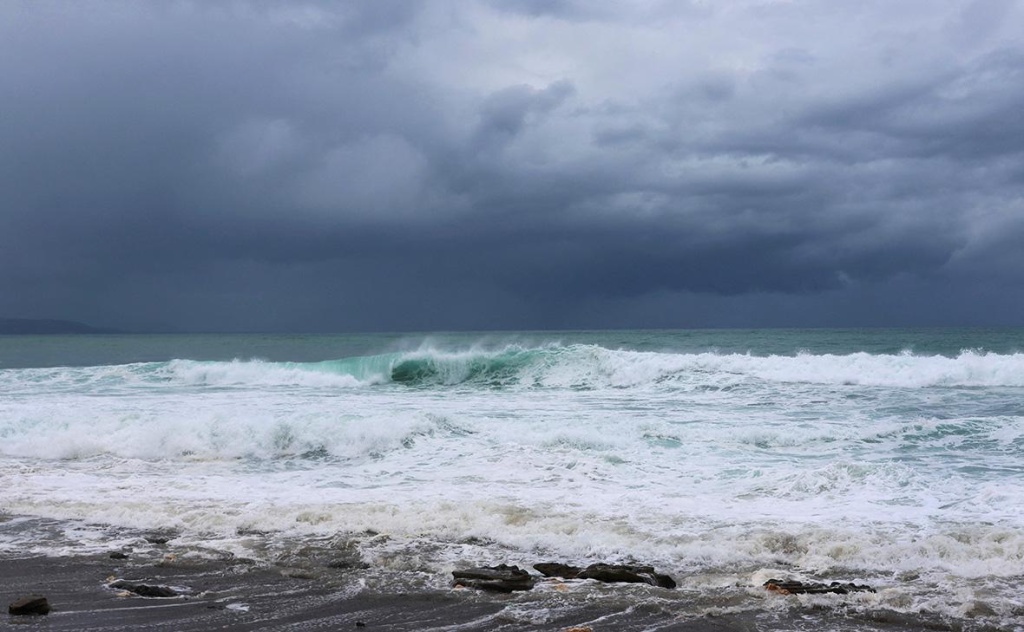 "Шторм века" вплотную подошел к Ямайке. Видео "Шторм века" вплотную подошел к Ямайке. Видео