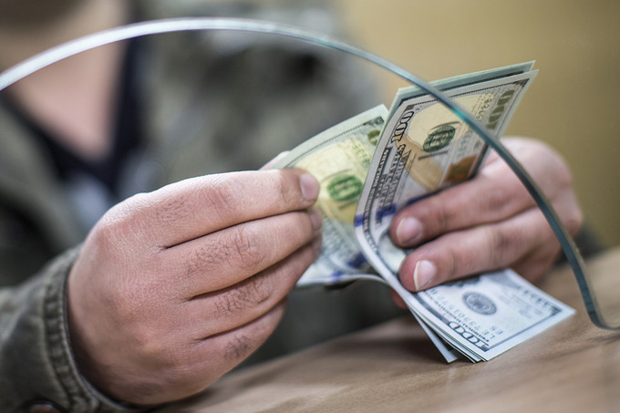 За полгода жителям Узбекистана перечислили из-за рубежа более 8 миллиардов долларов За полгода жителям Узбекистана перечислили из-за рубежа более 8 миллиардов долларов