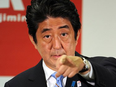 Японский премьер отложил визит в Узбекистан на октябрь 