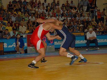 Борцы Узбекистана выиграли две медали на международном турнире в Мариуполе 