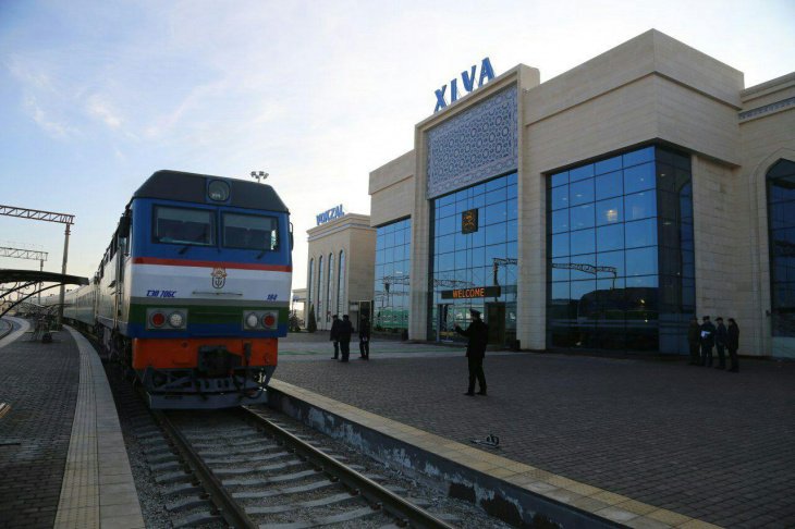 Узбекистан направит 226 миллионов долларов на покупку новых локомотивов. Из них 170 миллионов выделит АБР 