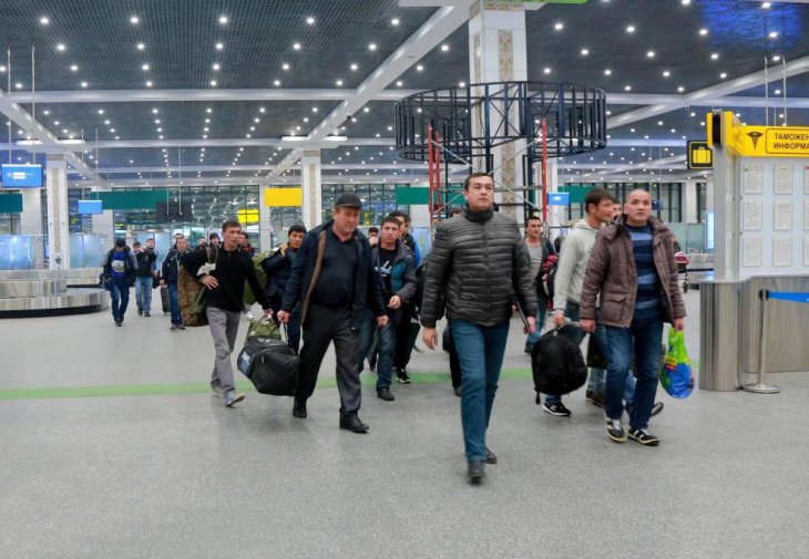 Узбекистан начал вывоз мигрантов, оказавшихся в сложной ситуации, из Санкт-Петербурга