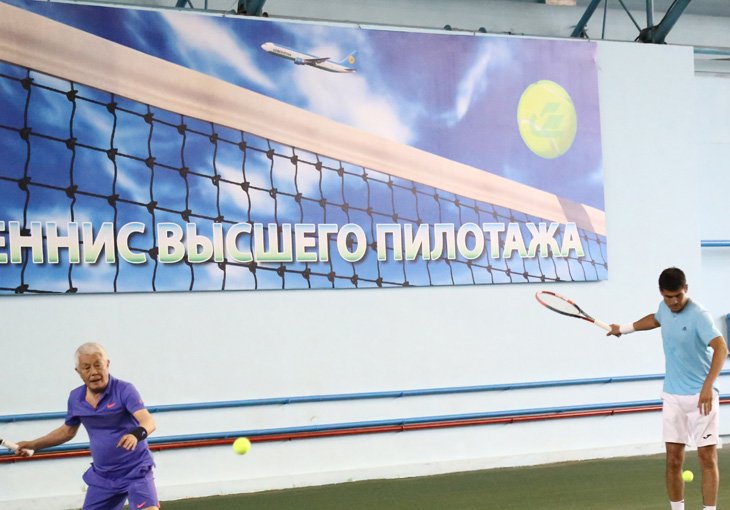 Первая ракетка Узбекистана Денис Истомин провел матч против… Валерия Тяна 