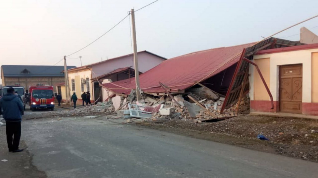 В Наманганской области из-за взрыва газа обрушился жилой дом, один человек погиб 