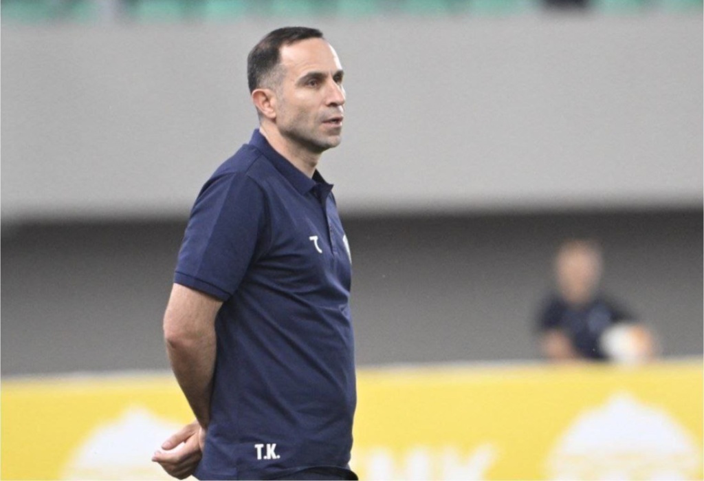 "Хочу работать самостоятельно". Кападзе объяснил уход из сборной Узбекистана по футболу и рассказал о планах