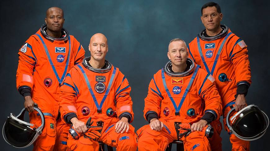 NASA объявило экипаж миссии "Артемида-3"