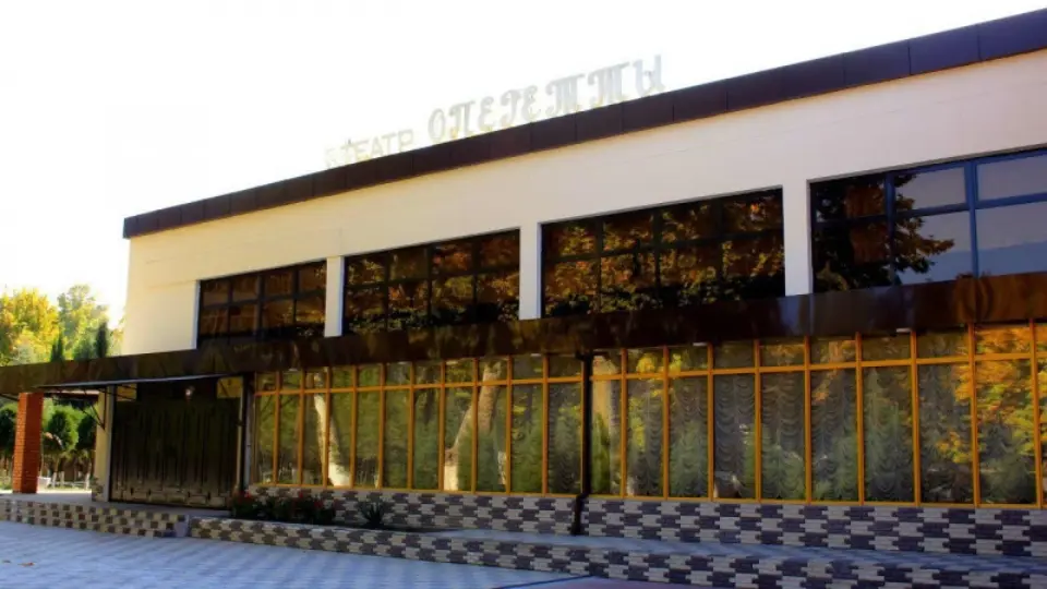 В соцсетях появились слухи о закрытии театра оперетты в Ташкенте и строительстве на его месте многоэтажки  