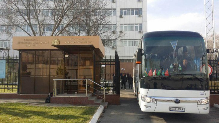 Узбекистан запускает автобусные рейсы в Ферганскую долину через Таджикистан  