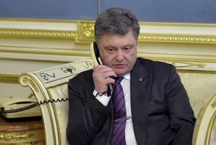 Петр Порошенко позвонил Шавкату Мирзиёеву  