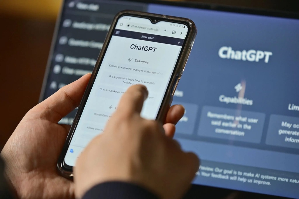 Мусульманам объяснили, можно ли идти за духовным советом в ChatGPT