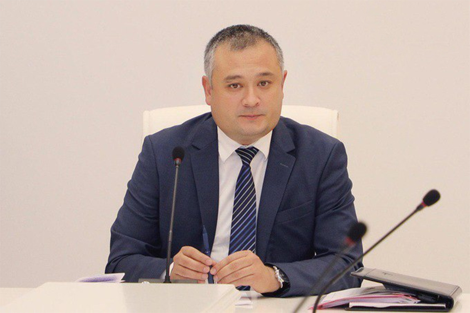 Председателя "Тошшахартрансхизмат" заключили под стражу. Его подозревают в хищении и должностном подлоге