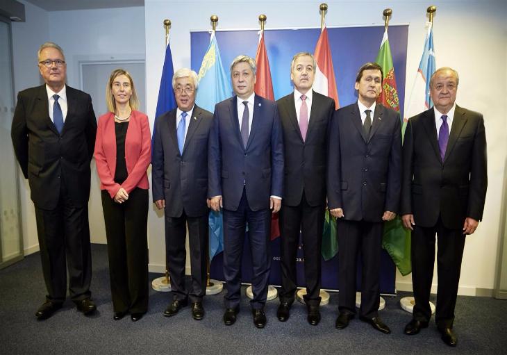 Главы МИД стран Центральной Азии и Евросоюза провели встречу в Брюсселе