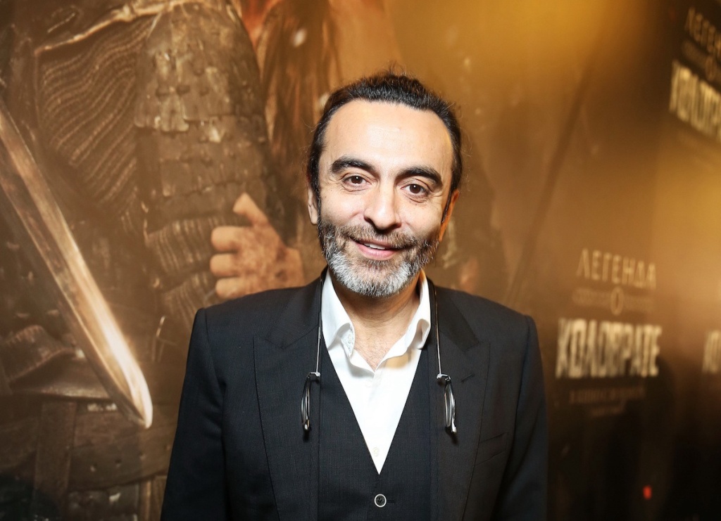 Джаник Файзиев снимет в Узбекистане сериал о семьях, приютивших детей во время войны